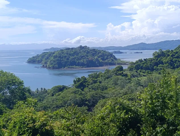 Terreno Bahia Gigante in Paquera, Puntarenas — $200,000
