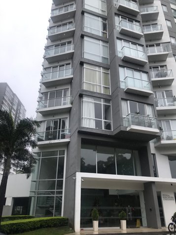 VENTA DE APARTAMENTO, ROHRMOSER, CONDOMINIO VISTAS DE NUNCIATURA en Mata Redonda, San José — $275,000