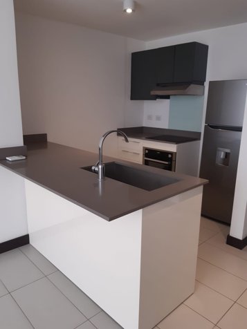 VENTA DE APARTAMENTO, SAN JOSE, SABANA NORTE, TORRE ROHRMOSER en Pavas, San José — $190,000 - Foto 3 de 19