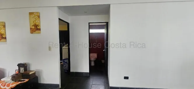 Venta de Casa en San Isidro de Heredia. RAH 27-207 in San Isidro, Heredia — ₡ 170 000 000 - Photo 3 of 14
