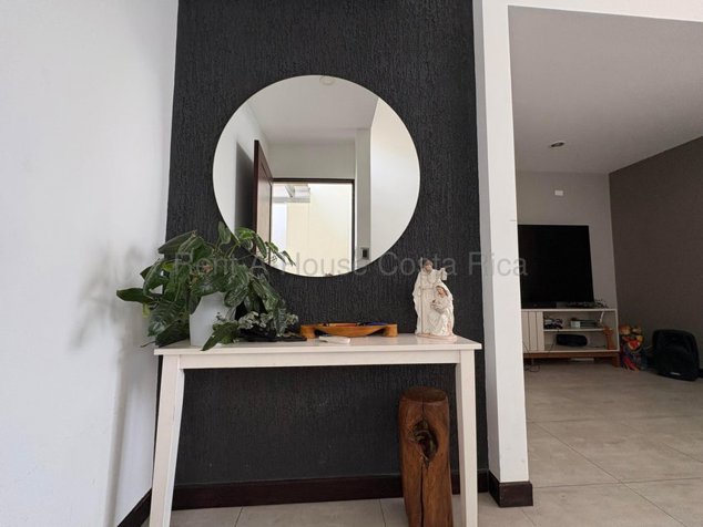 Alquiler de Casa en Río Oro de Piedades, Santa Ana. RAH 26-2010 en Piedades, Santa Ana, San José — $1,850