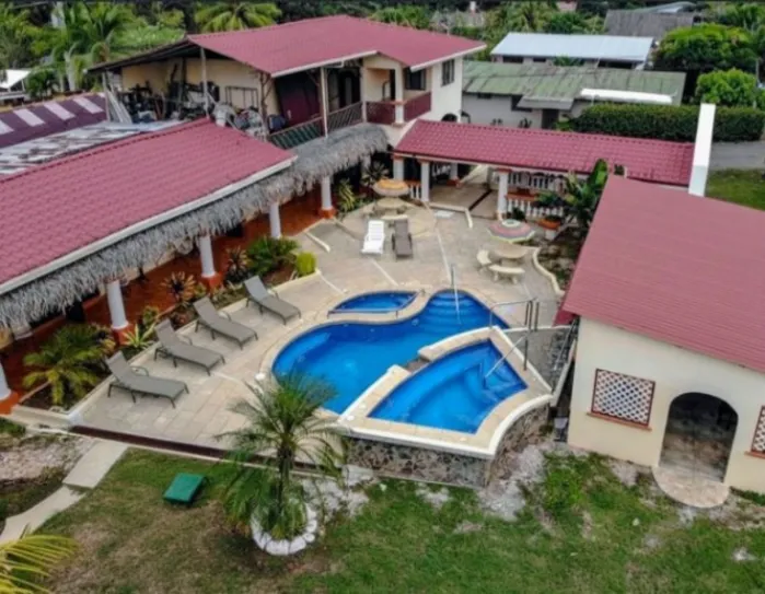 Hotel en Playa Carrillo-Guanacaste-Costa Rica. in Nicoya, Guanacaste — $1,200,000 - Photo 3 of 12