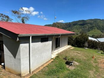 🏡 Propiedad con casas y cabaña en Tuis de Turrialba, 7.636 m² – USD 390,000 en Tuis, Turrialba, Cartago — $390 - Foto 5 de 46
