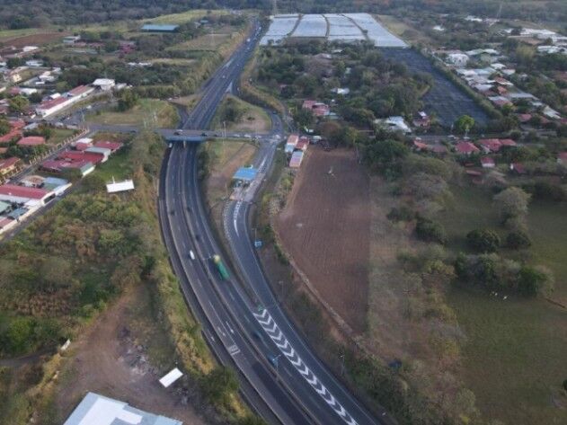 Lote Esquinero en La Guácima, Alajuela. Alta densidad, 6,385Mt2. en Guácima, Alajuela — $1,086,000 - Foto 1 de 11