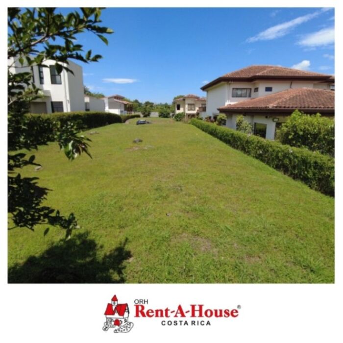 🏡 Lote en Venta en Condominio en La Guácima, Alajuela – 523 m² – $95,000 in Guácima, Alajuela — $95,000