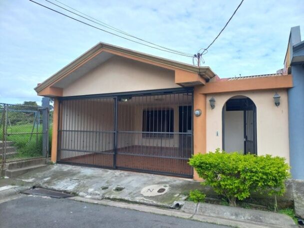 MLS-26-283 LS VENTA CASA MORAVIA SAN JOSE  en San Vicente, Moravia, San José — $169,500
