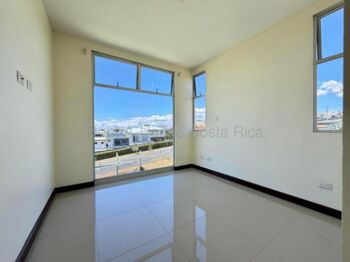 Venta de Apartamento en Ulloa, Heredia. RAH 26-1599 en Ulloa, Heredia — 65 000 000 ₡ - Foto 4 de 10