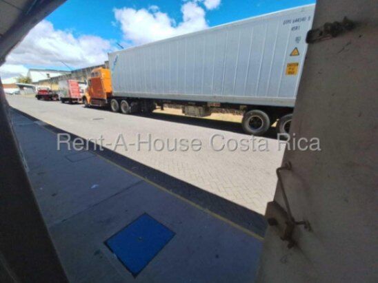 Alquiler de hermoso local comercial en San Francisco de Heredia 26-1405 in San Francisco, Heredia — $3,240