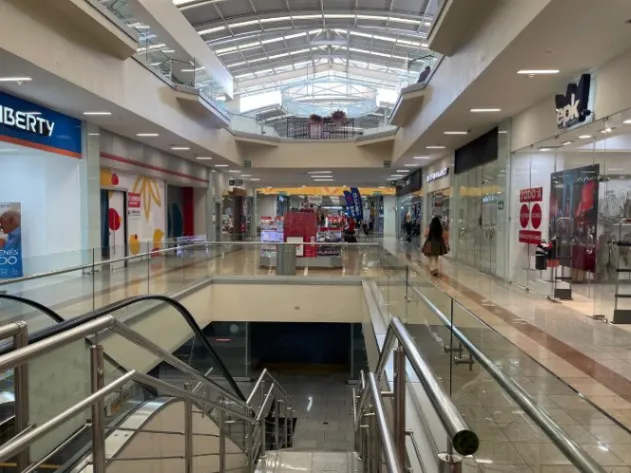 LOCAL COMERCIAL DE VENTA EN MALL DE HEREDIA  en Heredia — $570,000