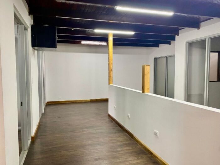 Alquiler de Casa para Oficinas en Hospital, San José. RAH 26-139 en Hospital, San José — $2,500