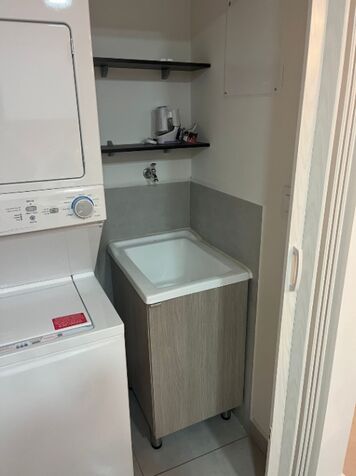 ALQUILER DE APARTAMENTO NUEVO AMUEBLADO, SAN JOSÉ, CONDOMINIO URUKA POINT - 9711379 en Hospital, San José — $1,550