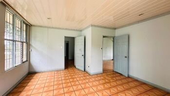 Alquiler de Propiedad Comercial/Residencial Esquinero en Belén-La Asunción, Heredia. RAH 26-837 in La Asunción, Belén, Heredia — $4,700 - Photo 5 of 10