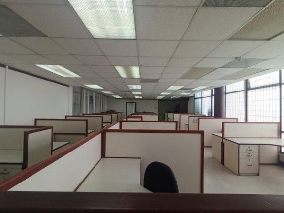 MLS-26-716 LS ALQUILER EDIFICIO COMERCIAL CARMEN SAN JOSE in Carmen, San José — $7,000