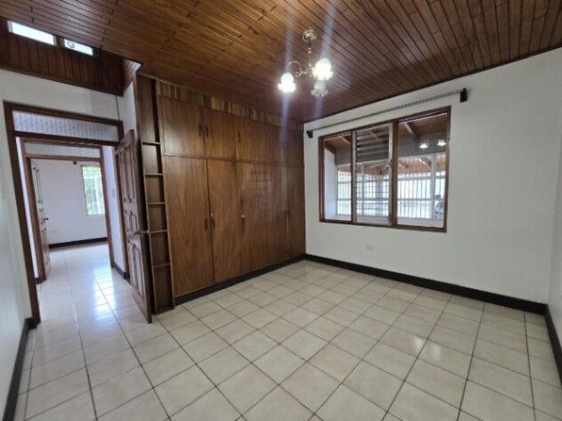 Propiedad de lujo en La Garita de Alajuela –Costa Rica en Garita, Alajuela — $560,000