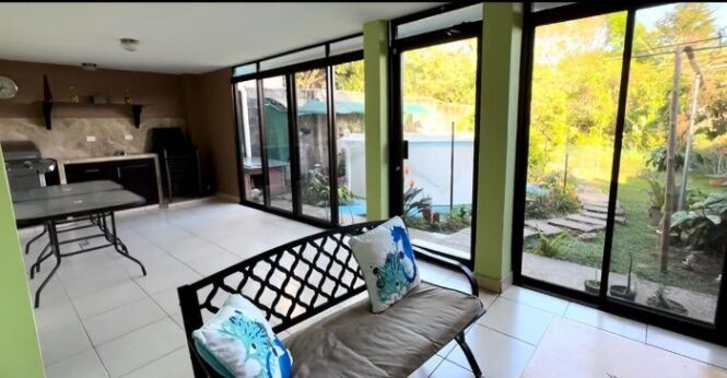 Venta de Casa en Carrizal, Alajuela. RAH 25-1465 en Desamparados, Alajuela — ₡ 150 000 000