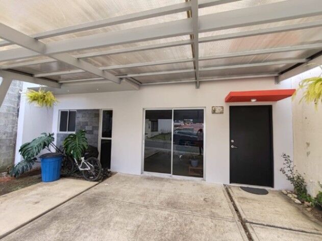 VENDO CASA EN MATA DE PLÁTANO, SAN JOSÉ. en Mata de Plátano, Goicoechea, San José — ₡ 115 000 000