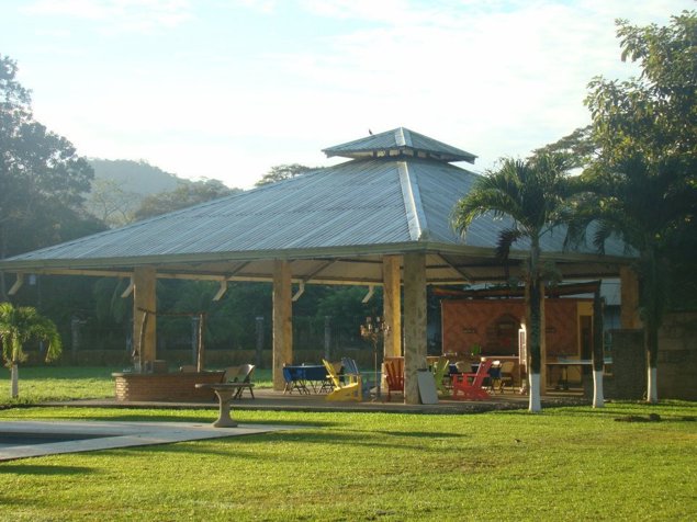 VENTA DE AMPLIA PROPIEDAD EN PLAYA AGUJAS en Tárcoles, Garabito, Puntarenas — $525,000
