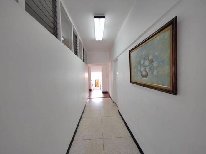 Alquiler de Oficina en Carmen, San José. RAH 24-981 in Carmen, San José — ₡ 220 000