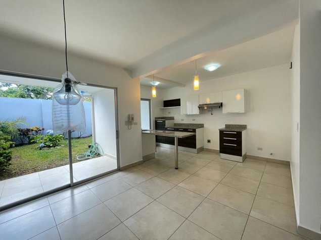 Venta de casa de dos plantas en Condominio Barlovento, segunda etapa. in Tres Ríos, La Unión, Cartago — $195,000 - Photo 3 of 16