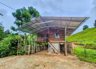 Finca con 54 hectares de poterero y 7 nacientes, casita, luz, y accesso sencillo. en San Isidro De El General, Pérez Zeledón, San José — $669,999 - Foto 4 de 8