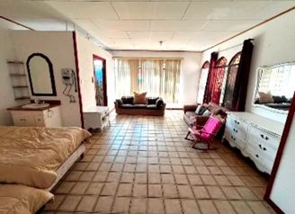 VENTA / Lote con dos casas en el Residencial Los Laureles, Escazú in San Rafael, Escazú, San José — $680,000 - Photo 4 of 13