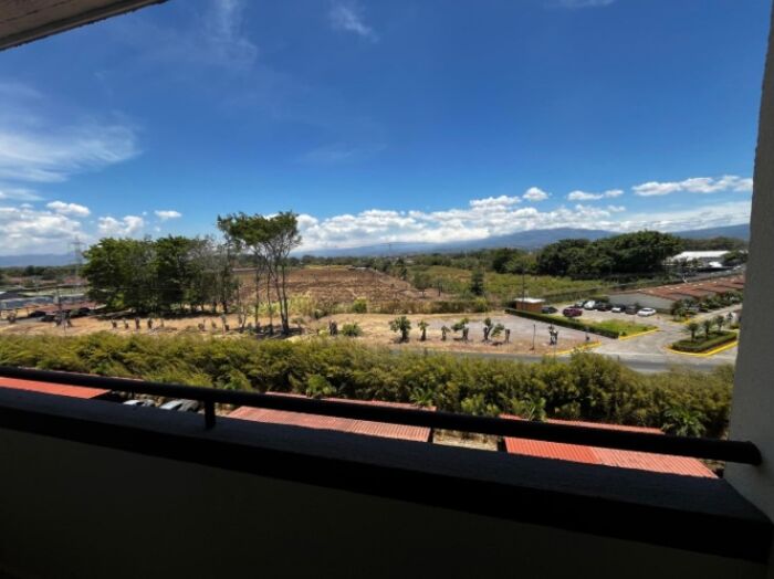 Venta de Apartamento en San Rafael de Alajuela.  in San Rafael, Alajuela — $115,000 - Photo 2 of 10