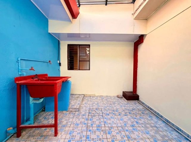 Casa en Heredia con apartamento alquilado en Santa Lucía, Barva, Heredia — ₡ 88 000 000 - Foto 2 de 9