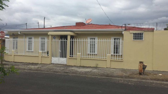 Large House in Cartago, Residencial El Molino in Carmen, Cartago — 150 000 000 ₡ - Photo 1 of 7