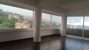 Alquiler Apartamentos en Escazú Condominio ALTA PRIETA in San Rafael, Escazú, San José — $1,700 - Photo 5 of 21