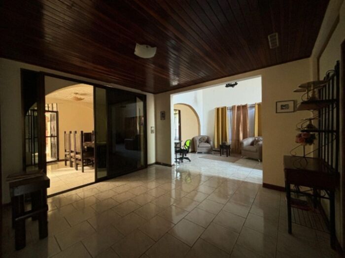 CASA DE PLAYA EN VENTA, PUNTARENAS, $857.000, Cod#25-932 en El Roble, Puntarenas — $857,000