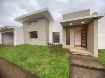 Alquiler Casa Puente de Piedra en Condominio  en Puente De Piedra, Grecia, Alajuela — $1,350 - Foto 4 de 14