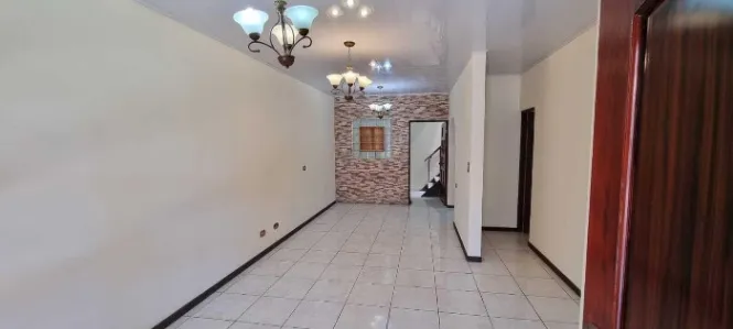Venta de Casa en Hatillo, San José. RAH 26-158 en Hatillo, San José — $180,000 - Foto 3 de 20