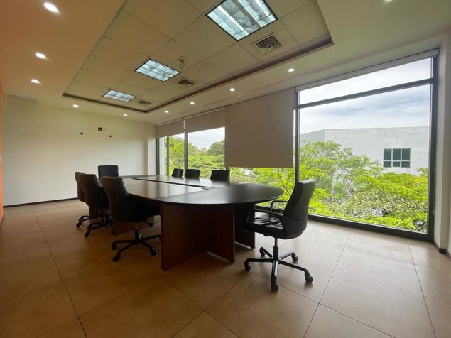 ESCAZÚ, SAN RAFAEL, ALQUILER DE OFICINAS 821 M2 en San Rafael, Escazú, San José — $11,060 - Foto 2 de 19