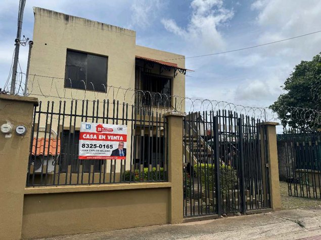 Venta de propiedad en dos apartamentos en El Roble, Puntarenas — ₡ 42 000 000