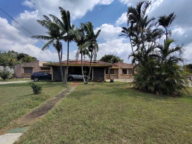 VENDO TERRENO PLANO DE 4625 m2, CALLE PRINCIPAL EN HEREDIA en San Joaquín, Flores, Heredia — $1,350,000 - Foto 2 de 13