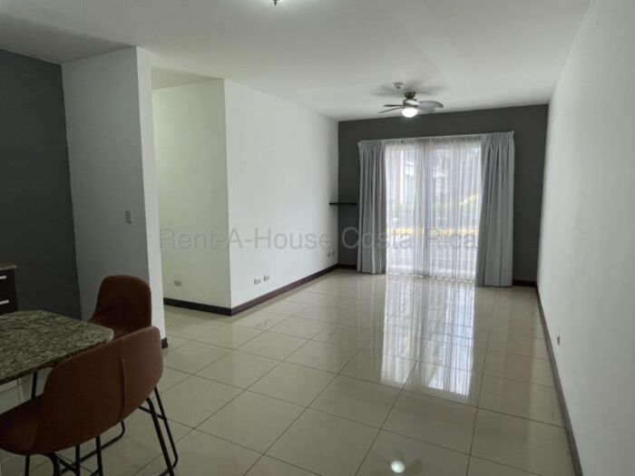 Apartamento en Venta en Condominio en San Sebastian, San Jose | Excelente Oportunidad de Inversión  en San Sebastián, San José — ₡ 59 000 000