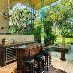 Espectacular Propiedad en San Rafael de Escazú in San Rafael, Escazú, San José — $1,700,000 - Photo 2 of 13