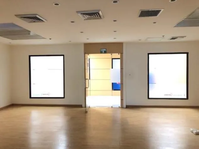 OFFICE FOR RENT IN TORRE MERCEDES, PASEO COLÓN / 62.17 m2 in Merced, San José — $1,057 - Photo 3 of 10