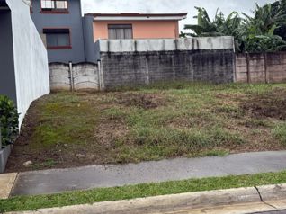 Venta de terreno 16K en Condominio Resort Distrito San Juan