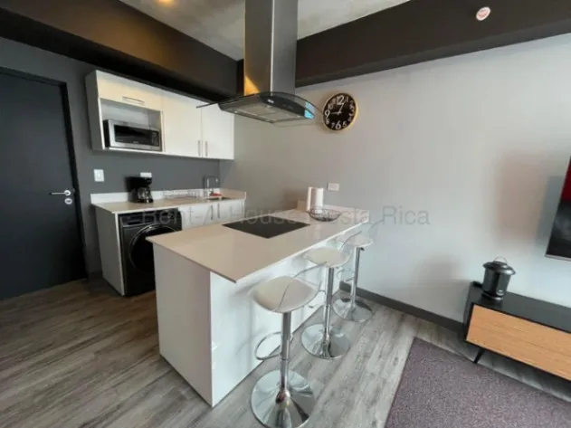 Alquiler de Apartamento Amueblado en Secret Sabana. RAH 26-2128 en Mata Redonda, San José — $1,000