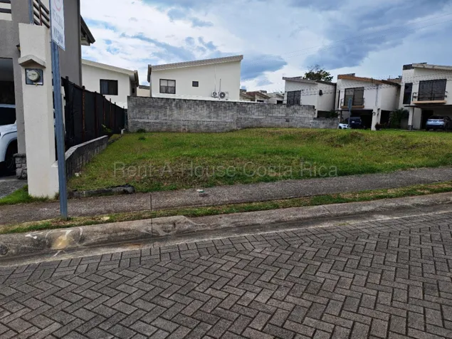 Hermoso lote en san isidro alajuela condo! in San Isidro, Alajuela — ₡ 33 500 000 - Photo 3 of 9