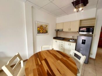 Alquiler de Apartamento en Mata Redonda, San José. in Mata Redonda, San José — $1,100 - Photo 5 of 20