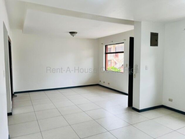 Apartamento en venta en condominio seguro San Francisco Dos Ríos in San Francisco de Dos Ríos, San José — $107,500