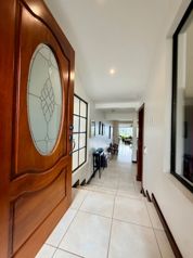 Venta de casa en Colinas de Montealegre, Condominio El Álamo in San Juan, La Unión, Cartago — $625,000 - Photo 3 of 53