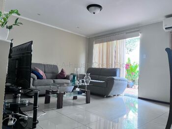 Alquiler de Casa de 3 Habitaciones en Pozos de Santa Ana 26-1795 en Pozos, Santa Ana, San José — 650 000 ₡ - Foto 4 de 10