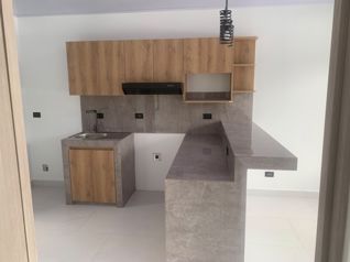 Se Alquila Apartamento en San Rafael de Escazú en San Rafael, Escazú, San José — 450 000 ₡ - Foto 2 de 13