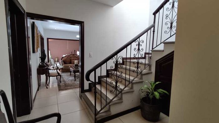 Casa en Venta en Santa Ana. Condominio. 5PVV7078023 in Brasil, Santa Ana, San José — $280,000 - Photo 2 of 19