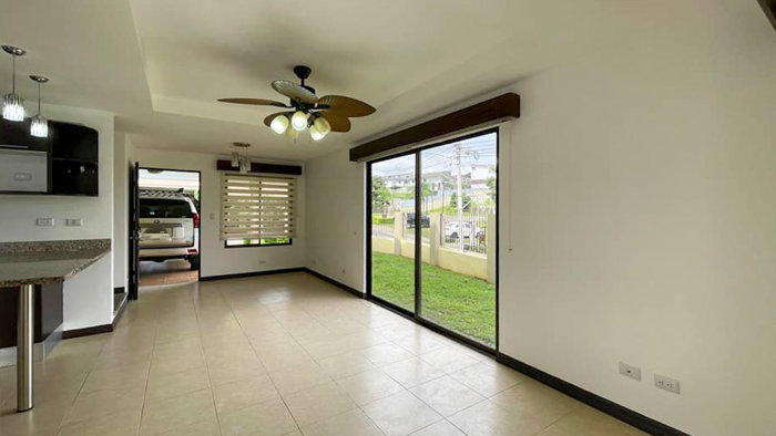 House for Sale in El Prado Condominium, San Pablo de Heredia en Mercedes, Heredia — $180,000 - Foto 2 de 10