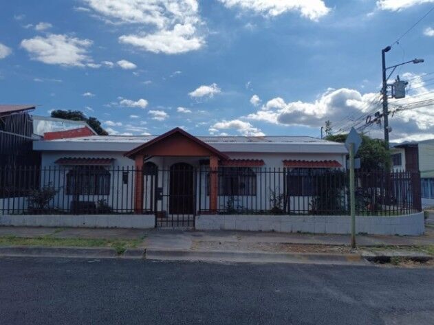 🏡 Casa en Venta | San Antonio de Desamparados en San Antonio, Desamparados, San José — $165,000