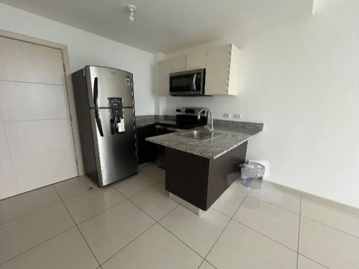 Venta Apartamento de 3 Habitaciones 26-854 in Ulloa, Heredia — $180,000